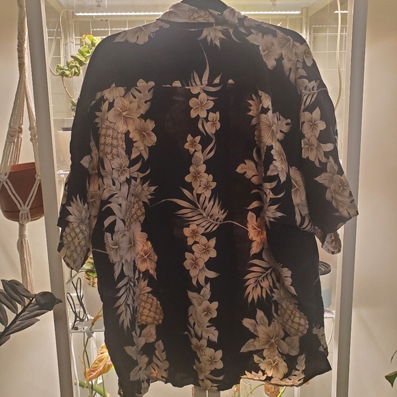 Hawaiian Reserve Collection Shirt - Picture 2 of 4